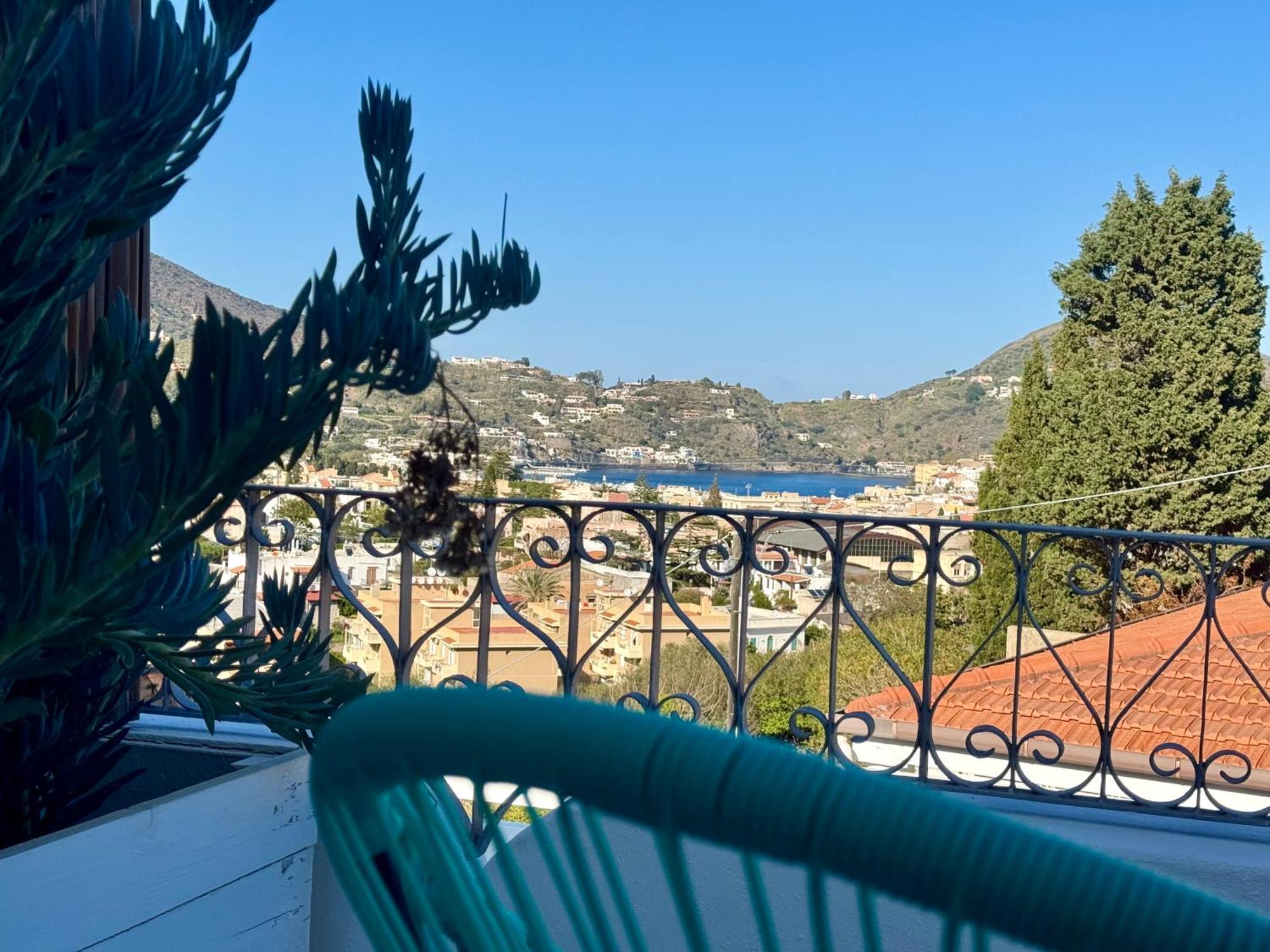 Taliaka B & B Lipari  Eksteriør billede