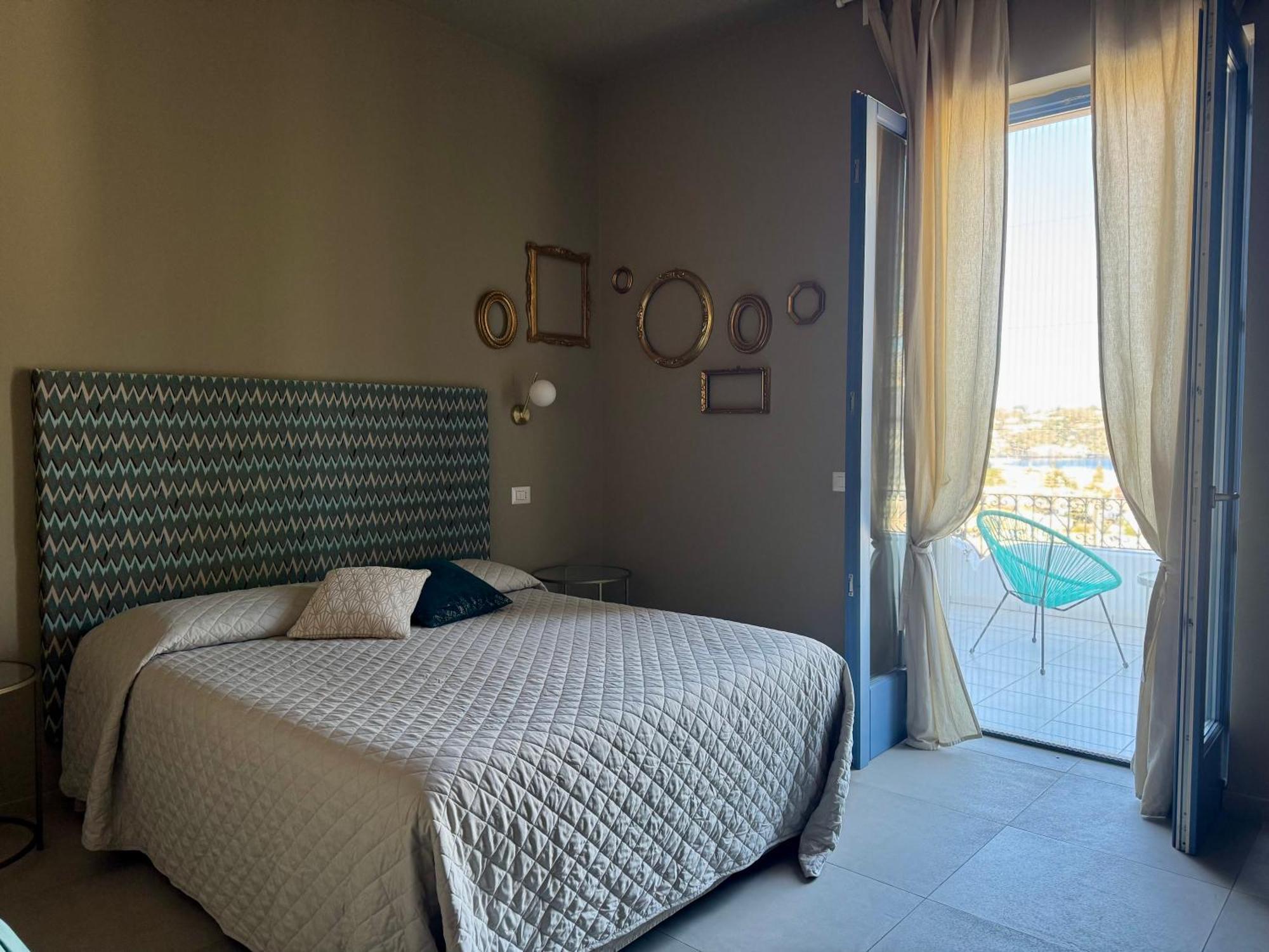 Taliaka B & B Lipari  Eksteriør billede