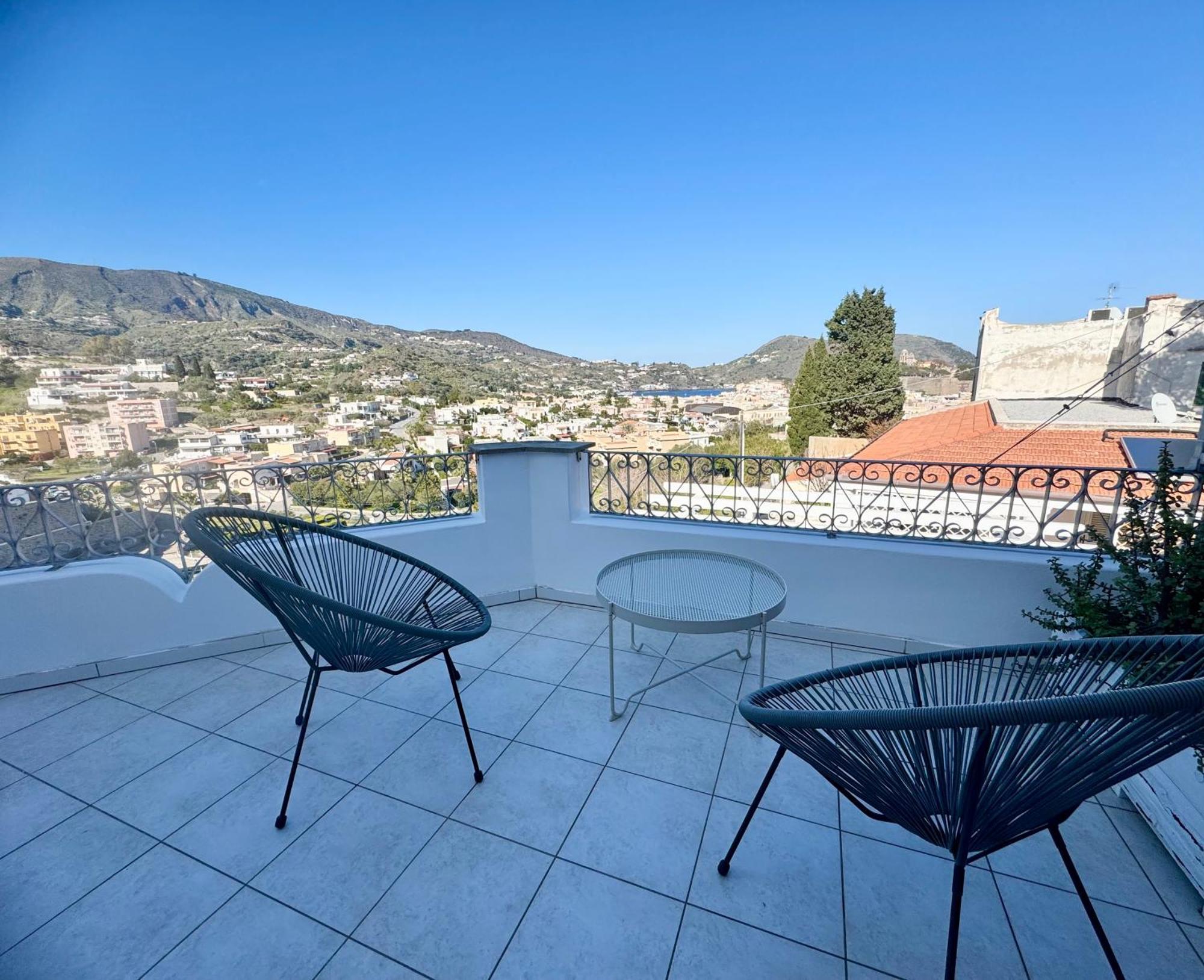 Taliaka B & B Lipari  Eksteriør billede