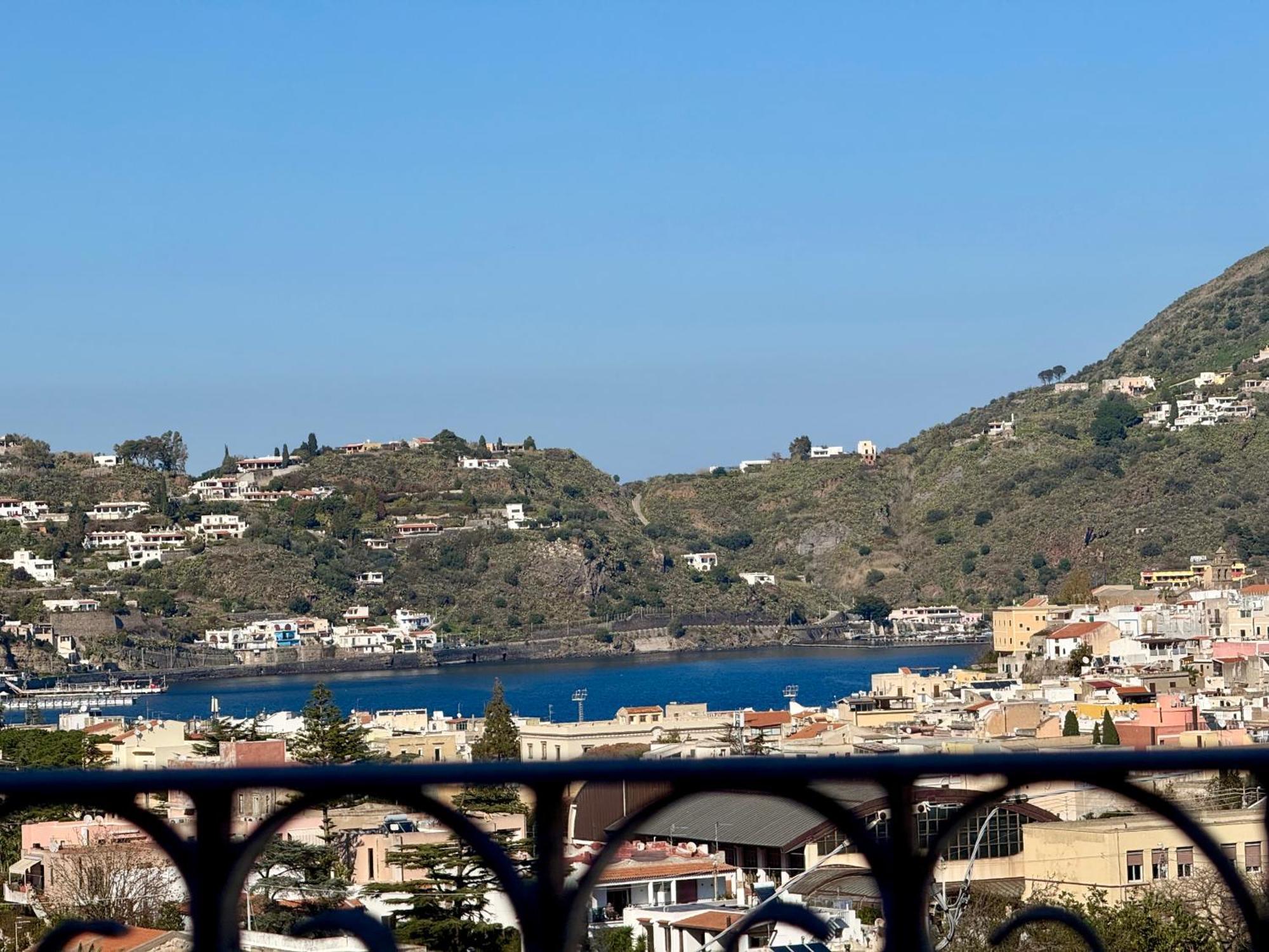 Taliaka B & B Lipari  Eksteriør billede